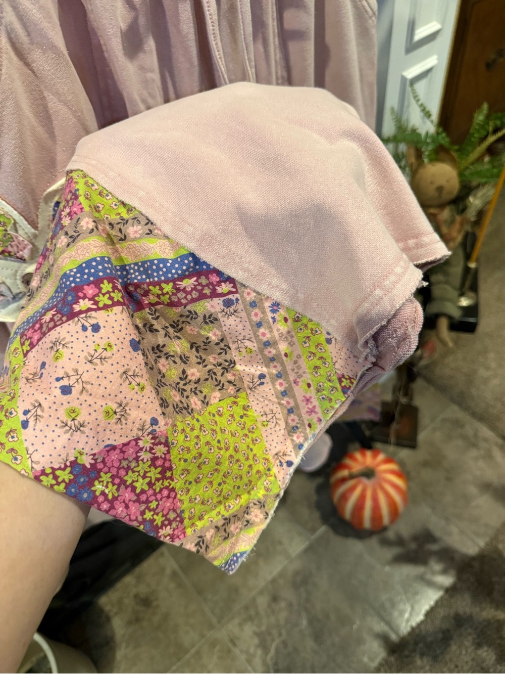 easel Pink Floral Patch Pocket Pantsuit Set - Picture 6 of 6